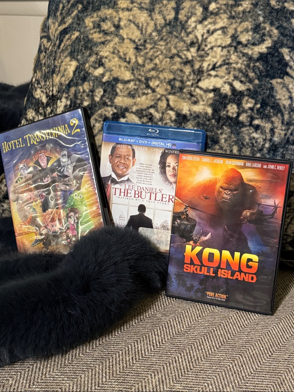 HOTEL TRANSYLVANIA TWO KONG SKULL ISLAND LEE DANIELS V BUTLER DVDS (3)